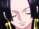boa-hancock-one-piece-cheveux-noir-yeux-bleu-boucles-oreille-serpent-fic-bloop