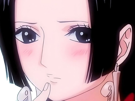 boa-hancock-one-piece-cheveux-noir-yeux-bleu-boucles-oreille-serpent-fic-bloop