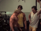 gif-shwarzy-arnold-schwarzenegger-nazi-salut-heil-glissade-muscu-chad