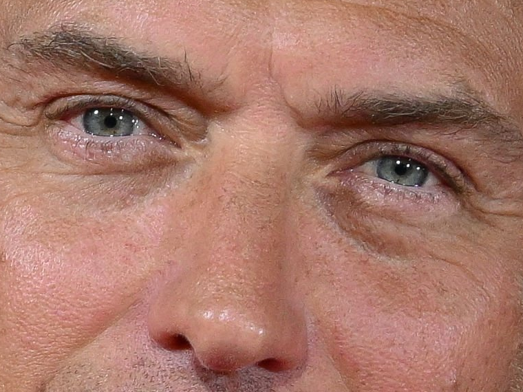 jude law acteur realisateur producteur anglais britannique homme cheveux-bruns yeux-bleus cinquantaine cinquantenaire