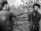 gauchiasse-vermine-buter-tuer-execution-communiste-vietnam-eclater-humilier-shoot-flingue
