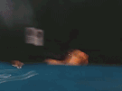 karol-g-capri-italie-ivonny-bonita-tropicoqueta-gif