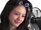 park-gyu-young-actrice-coreenne-mignonne-cute-bigoudis-sourire-air-ventilateur