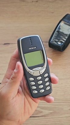 nokia 3310 tech oldfag 0ld souvenir memory nostalgie 00 ancient telecom sfr sim enfance objet
