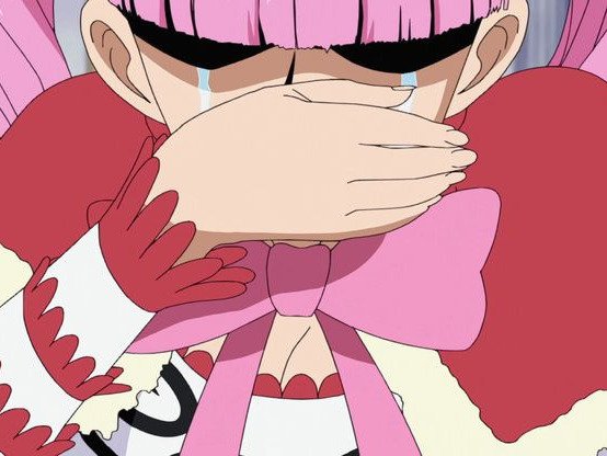 perona one piece cheveux rose yeux noir frange atropos fic bloop