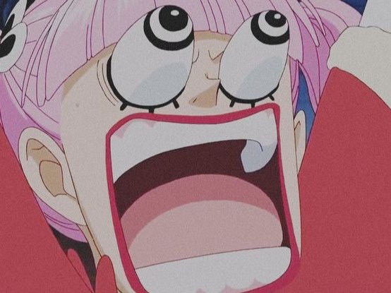 perona one piece cheveux rose yeux noir frange atropos fic bloop