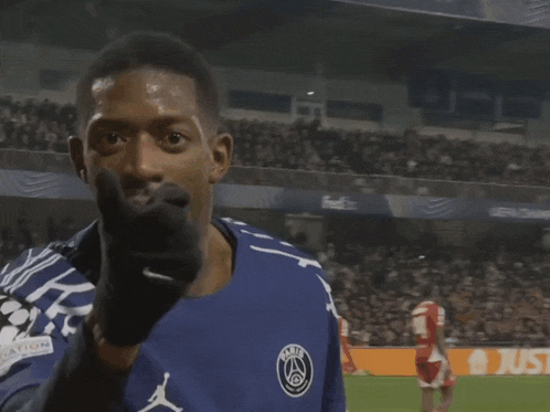 ousmane dembele psg football footballeur celebration francais doigt pointe gif