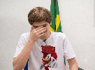 garcon-rire-moqueur-wtf-malaise-putain-oh-bordel-cest-lui-honte