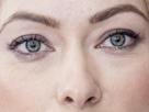 olivia-cockburn-wilde-actrice-productrice-realisatrice-americaine-irlandaise-chataine-yeux-verts-quarantaine-quarantenaire-quadragenaire-femme