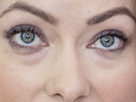olivia-cockburn-wilde-actrice-productrice-realisatrice-americaine-irlandaise-chataine-yeux-verts-quarantaine-quarantenaire-quadragenaire-femme