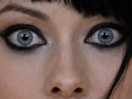quorra iso tron heritage legacy film 2010 femme olivia wilde vingtaine yeux bleus cheveux noirs