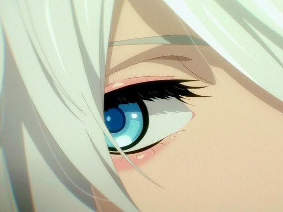2b nier automata cheveux blanc yeux bleu opale de brienne fic bloop