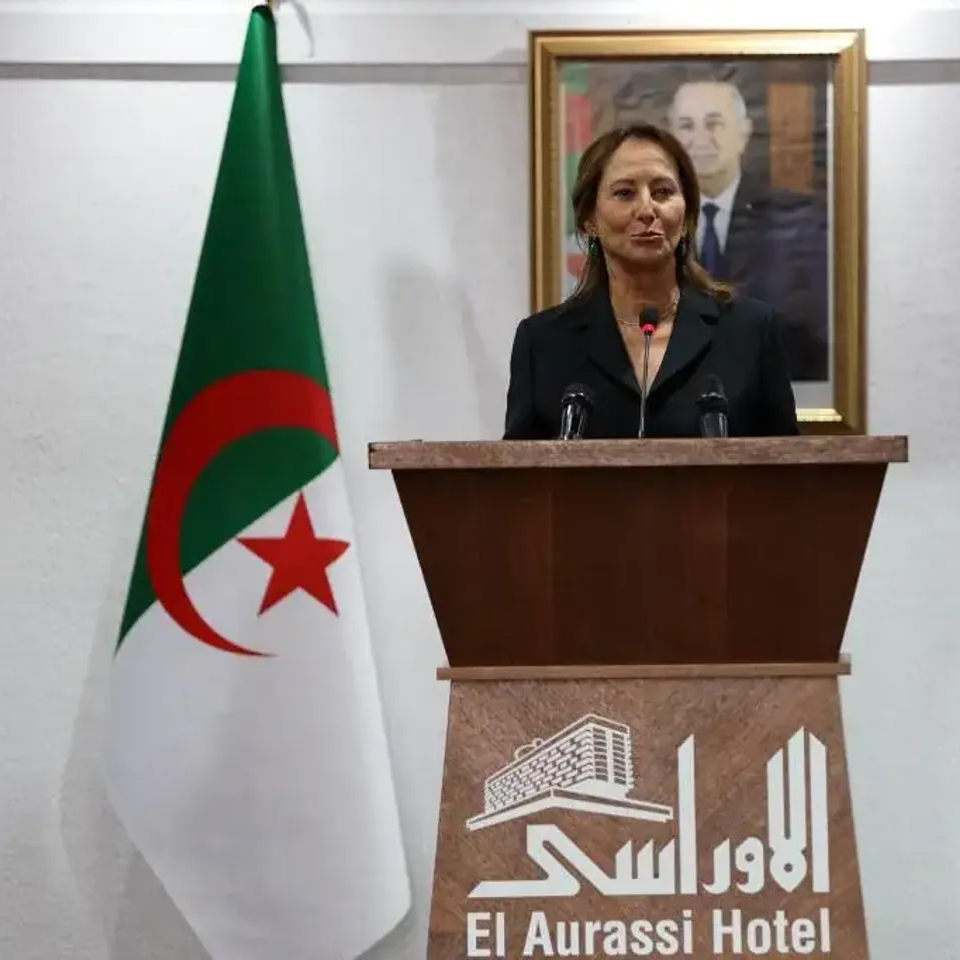 segolene royal collabo collaboration traitre vendue algerie folle corruption candidate ps gauche pourriture decheance prostitution