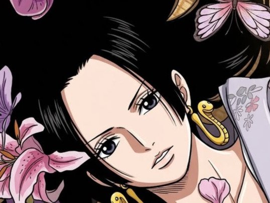 boa hancock one piece cheveux noir yeux bleu boucles oreille serpent fic bloop