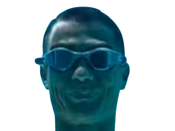 cr7 cristiano ronaldo paz facho qlf eau apnee plongee lunettes sous ent goat football piscine