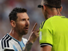 lionel-leo-messi-pointe-du-doigt-arbitre-corruption-ordre-impunite-cdm-coupe-monde-2026