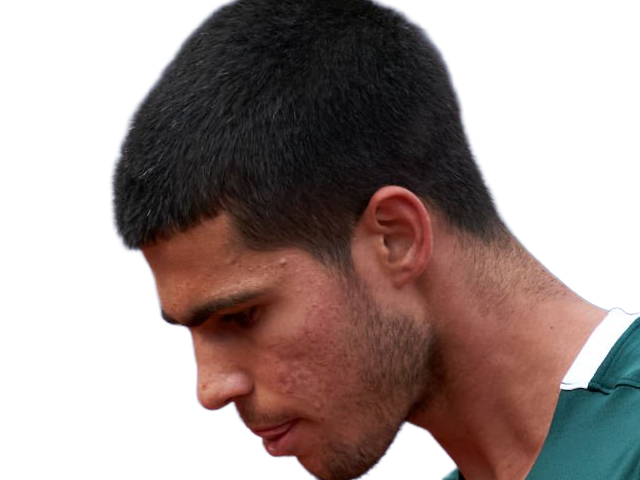 carlos alcaraz homme sportif tennisman espagnol brun yeux marrons vingtaine vingtenaire tennis carlitos
