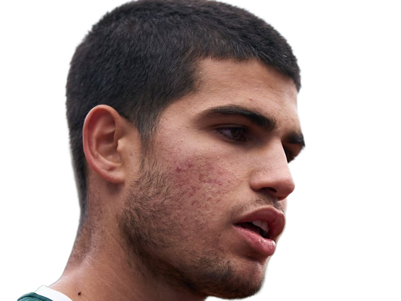 carlos alcaraz homme sportif tennisman espagnol brun yeux marrons vingtaine vingtenaire tennis carlitos