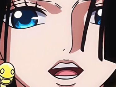 boa hancock one piece cheveux noir yeux bleu boucles oreilles serpent fic bloop