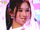 sana-minatozaki-twice-kpop-idol-japonaise-mignonne-rigole-rire-cute-kawai