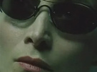 carrie-anne-moss-matrix-trinity-cheveux-noir-cuir-latex-fic-bloop-lunettes
