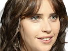 felicity-jones-star-wars-cheveux-noir-yeux-vert-erato-poetesse-non-romancable-dommage-fic-bloop