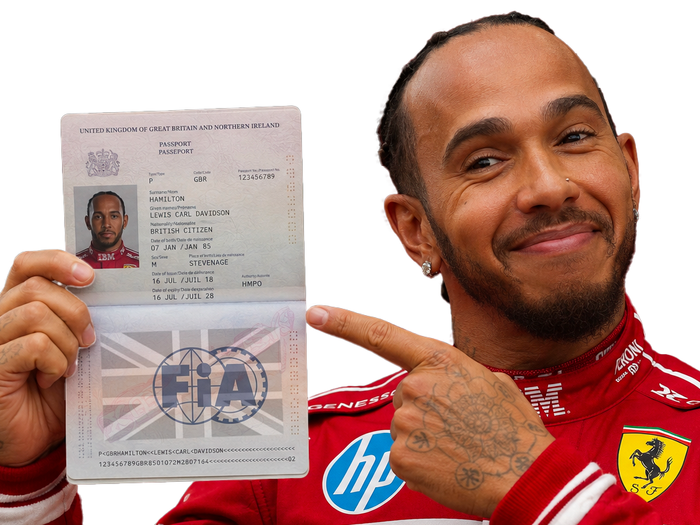 f1 lewis hamilton passport nationalite anglais fia ferrari sourire doigt