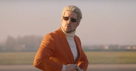 bartabe-francois-civil-riche-snob-lunette-soleil