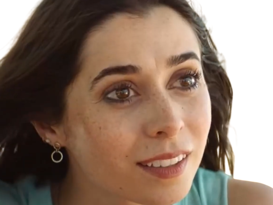 cristin milioti actrice femme brune grands yeux marron trentaine trentenaire black mirror