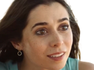 cristin-milioti-actrice-femme-brune-grands-yeux-marron-trentaine-trentenaire-black-mirror