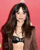 ort-addams-caliente-skinny-wed-tvshow-nflx-astrid-deetz-beet-vada-remi-sucer-stoma-oral
