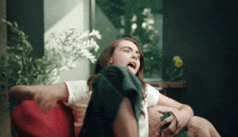 cara delevingne happy heureuse feet pied pieds