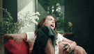cara-delevingne-happy-heureuse-feet-pied-pieds