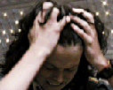 alien-ellen-ripley-sigourney-weaver-pleurniche