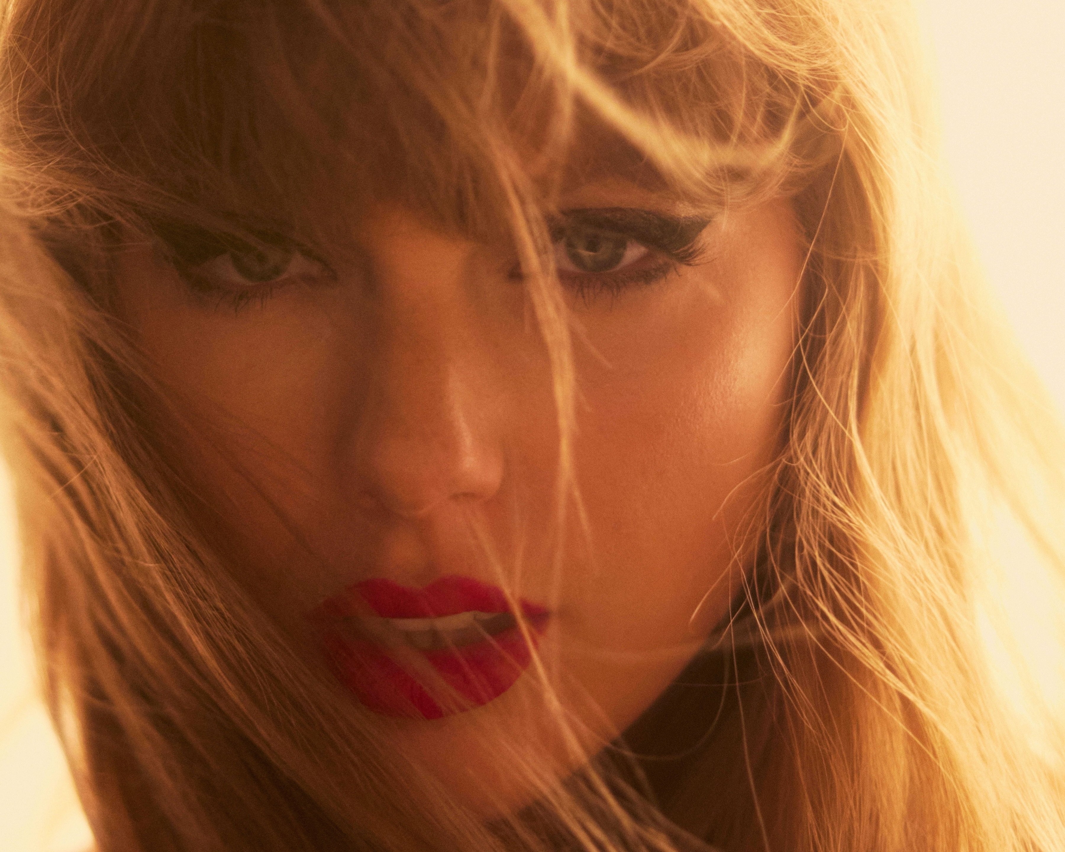 goon swift sing 1989 holy tay tiny pure trad wife perfect sublime delicate haze opal