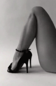 legs feet accueil bienvenue jambes pieds pied jambe ecart shoes chaussures chaussure talons talon