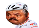 genou-risitas-total-energies-casque-velo-cyclisme