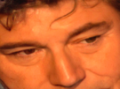 jesus-quintero-regard-colere-pas-content-zoom-haine-degout-decu-triste-serieux