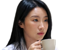 medecin-coreenne-docteur-regard-belle-badass-determination-attentive-serieuse-tasse