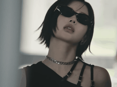 babymonster kpop coreenne danse dance move style gif groupe badass lunettes soleil entree