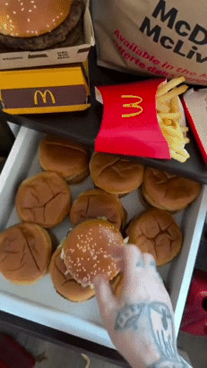 drive command colis shop magdo bk fritent cola pause dej hut sachet quick hamburger burg