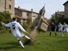 zidane-eglise-centre-village-zizou-foot