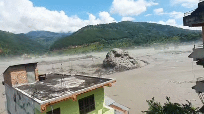 nepal lama rinpoche buddha tibet hima laya everest mount cyclone typhon typhoon cata flood river