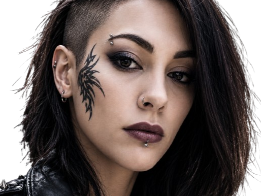 nikita bellucci actrice charme belle regard punk piercing badass tatouage tattoo