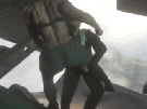 gta-lucia-caminos-vi-6-grand-theft-auto-avion-train-atterrissage-reup-censure-gif