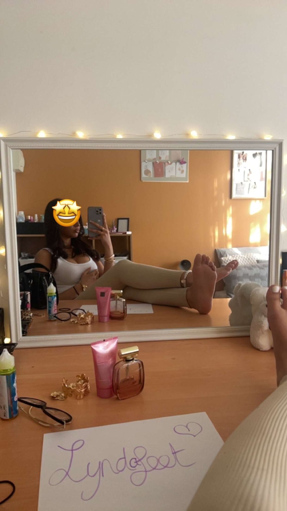 lyndafeet beurette 92i maghrebine feet pied jolie soyeux