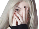 blonde-oeil-mignonne-fille-femme-yeux-genee-gene-timide-honte-honteuse-hihi-marrante-taquine-knifos