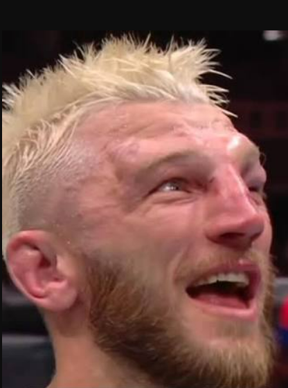 hooker ufc mma arman blessure visage front
