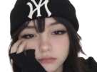 fille-new-york-new-york-yankee-ny-bonnet-alt-gothique-sombre-dark-femme-meuf-mignonne-knifos