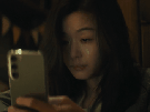 jun-ji-hyun-actrice-coreenne-mignonne-cute-gif-triste-larme-pleure-telephone-portable